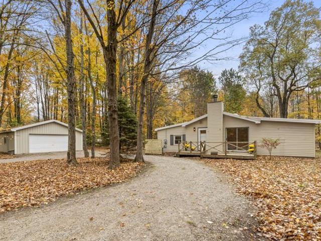 House for sale in Beulah, Benzie County
