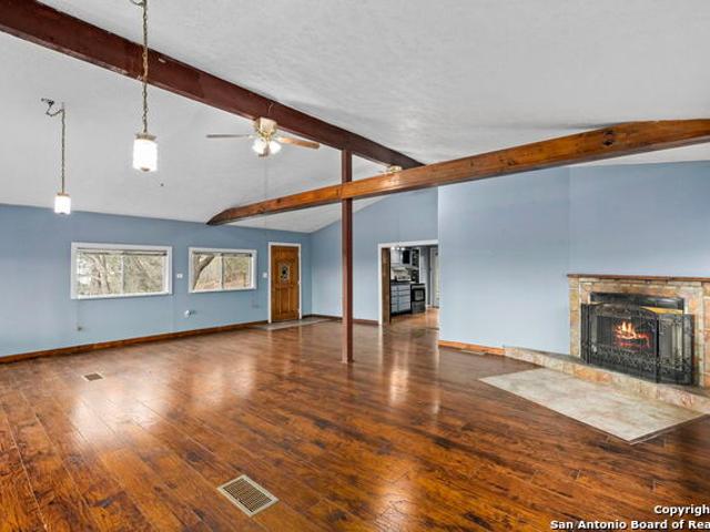 House for sale in Pipe Creek