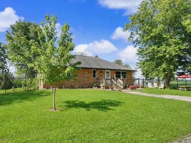 House for sale in Mansfield, Illinois