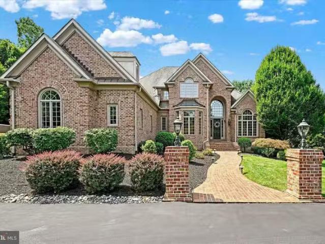 House for sale in Bel Air