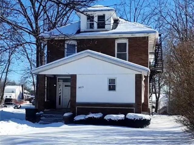 House for sale in Summit, Ohio