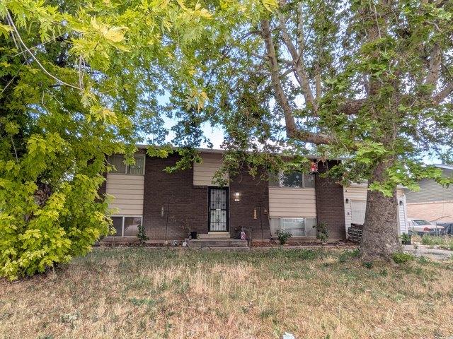 House for sale in Syracuse, Utah