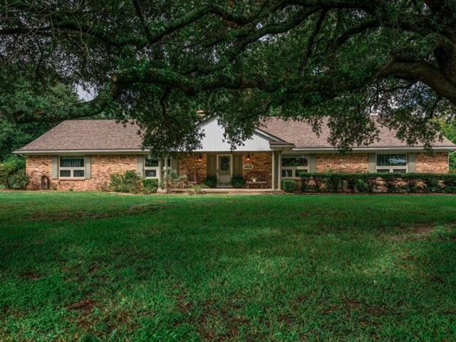 House for sale in Smith, Texas
