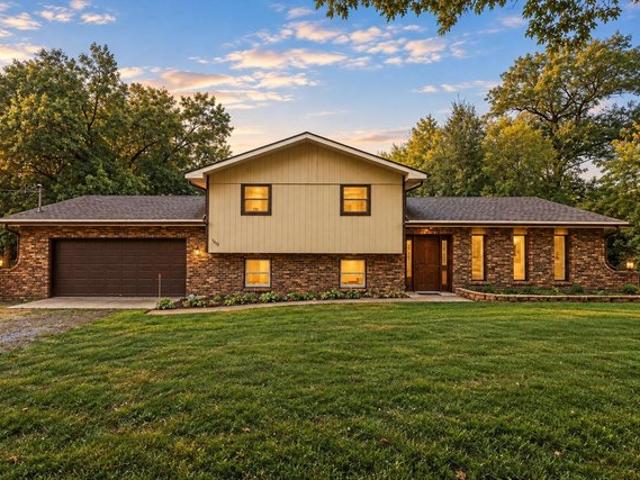 House for sale in Lake Village, Newton County