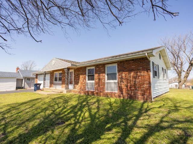 House for sale in Buffalo, Missouri