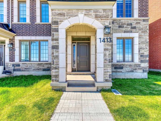 Townhouse for rent in Woburn, Ontario