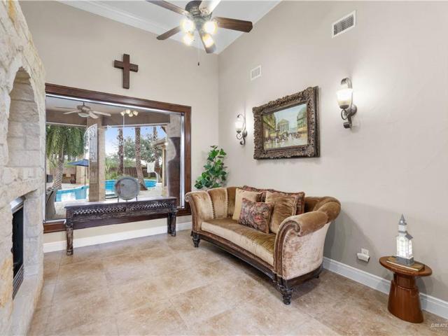 House for sale in La Feria