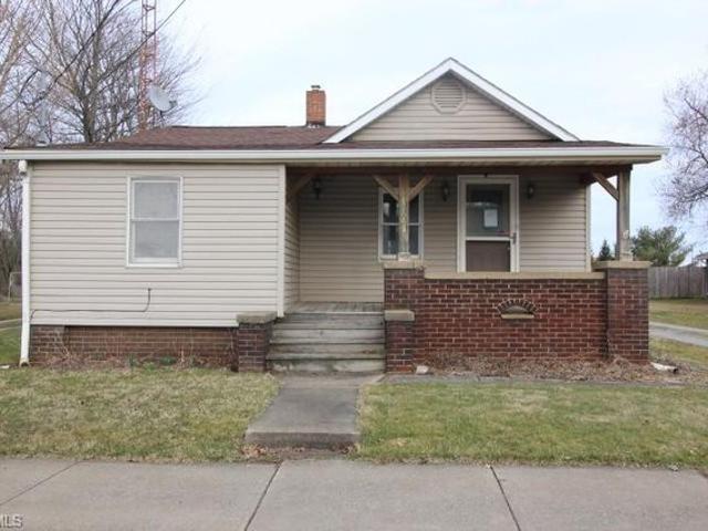 House for sale in Beloit, Ohio