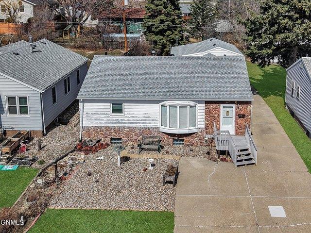 House for sale in Mandan, North Dakota