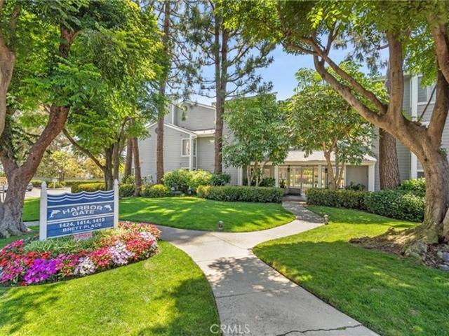 Condo for sale in Canoga Park, California