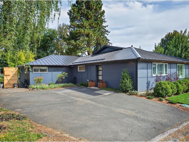 House for sale in Oregonia