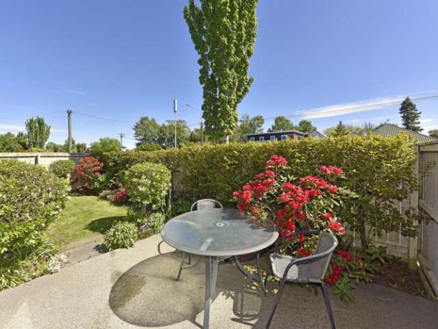 Townhouse for sale in Bryndwr, Canterbury