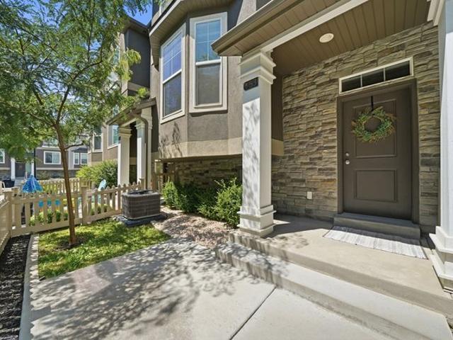 Townhouse for sale in Woods Cross, Utah