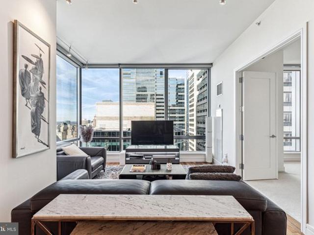Condo for sale in Philadelphia, Pennsylvania