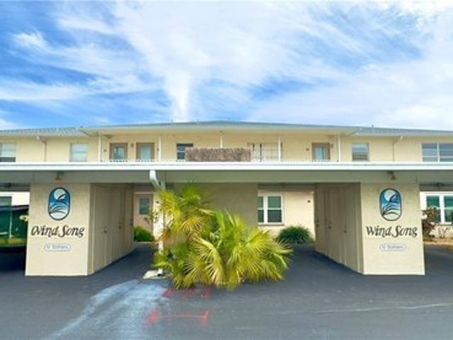 Condo for sale in Cape Coral, Florida