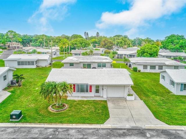 House for sale in Seminole, Florida