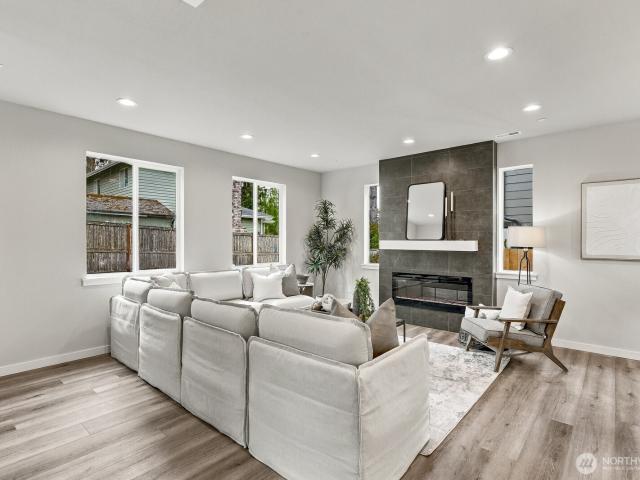 Condo for sale in Everett, Washington
