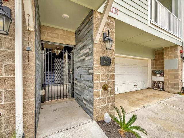 Townhouse for sale in League City, Texas