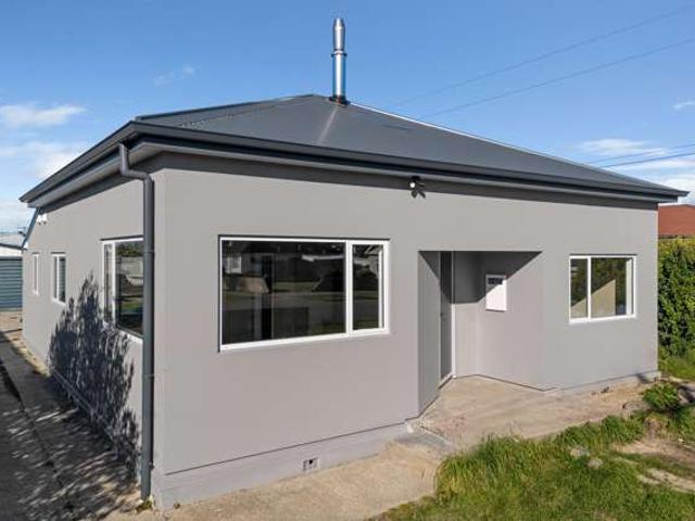 House for sale in Otakou