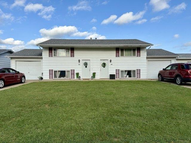 House for sale in Silvis, Illinois