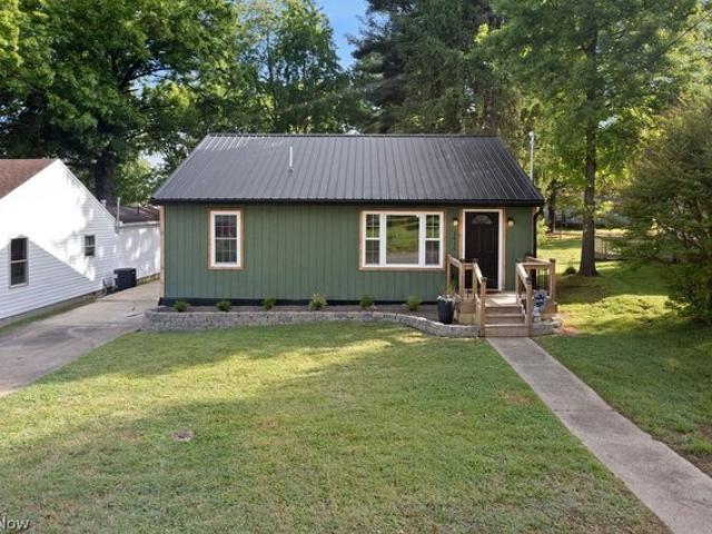 House for sale in Vienna, West Virginia