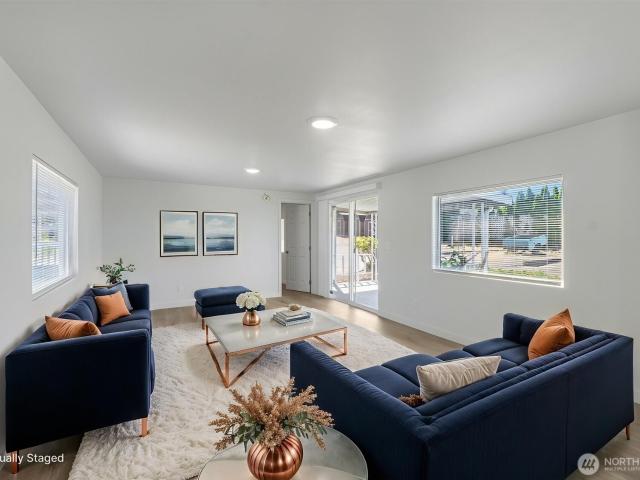 House for sale in Everett, Washington
