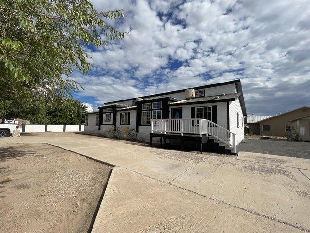 House for sale in Bosque Farms, New Mexico