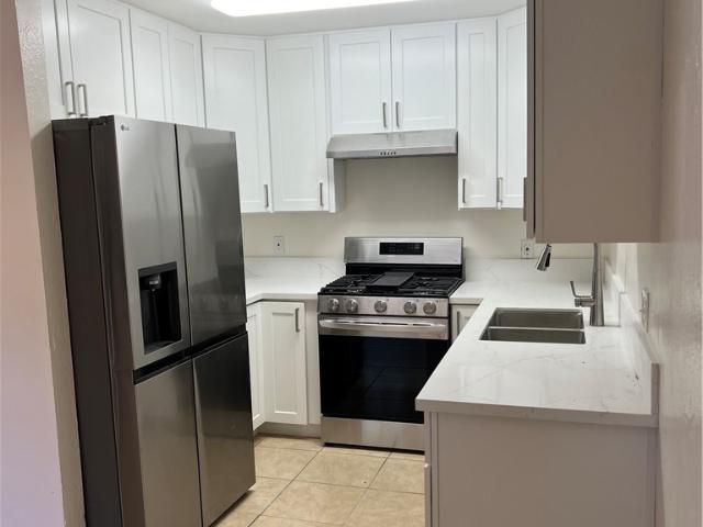 Townhouse for sale in Pasadena