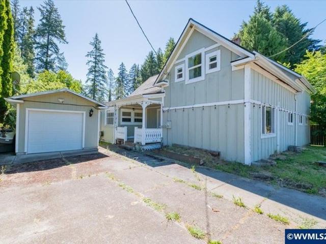 House for sale in Oregonia