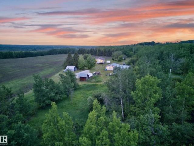 House for sale in Alberta