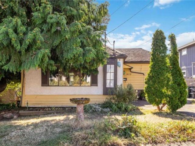 House for sale in Victoria, British Columbia