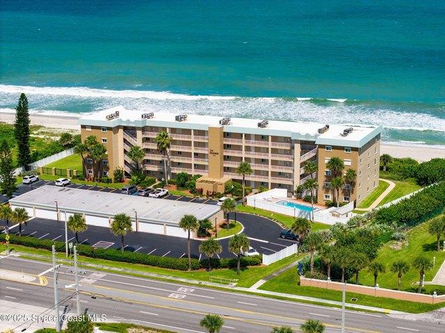 Condo for sale in Indialantic, Florida