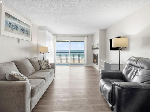 Condo for sale in Oregonia