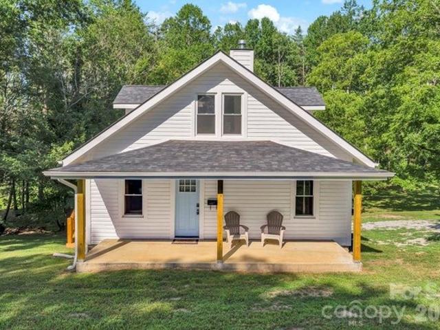 House for sale in Spruce Pine, North Carolina