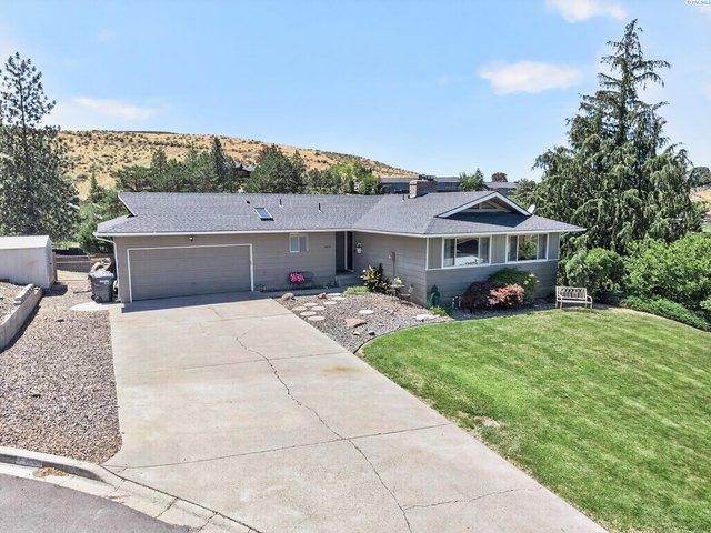House for sale in Prosser, Washington