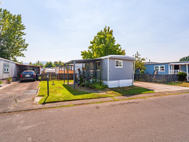 House for sale in Eugene, Lane County