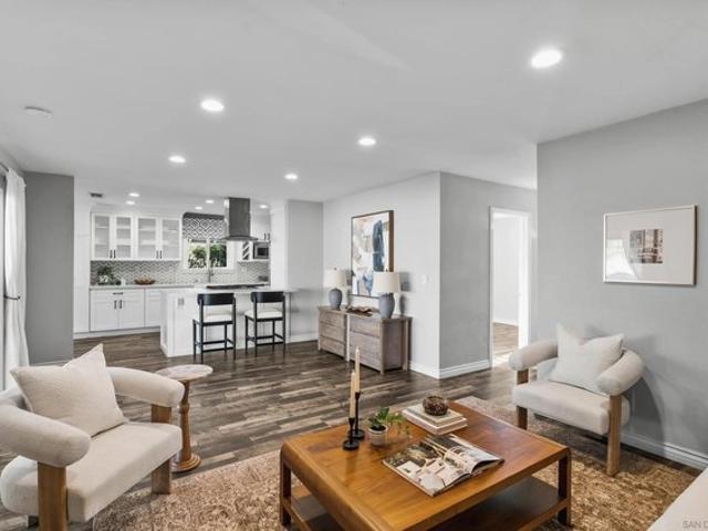 House for sale in Holland, Poway