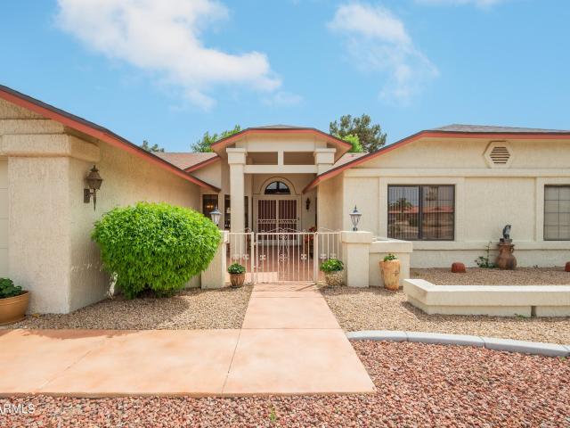 Townhouse for sale in Sun City West, Arizona