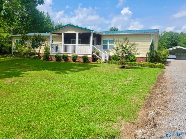 House for sale in New Hope, Alabama