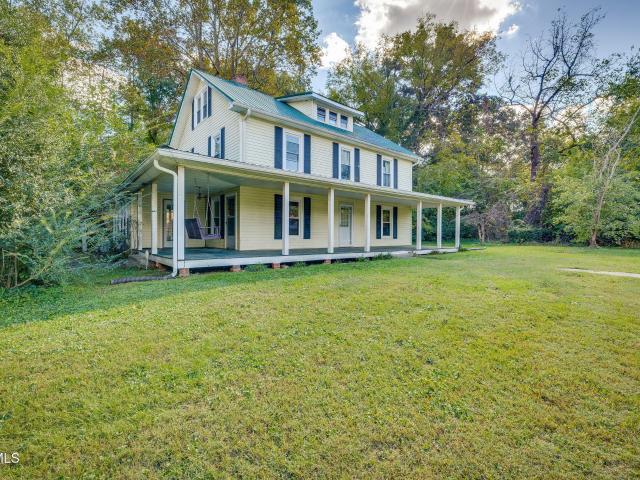 House for sale in Surgoinsville, East Tennessee