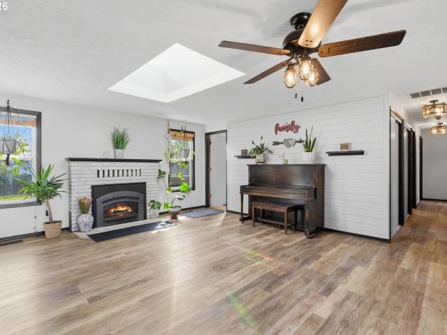 House for sale in Stayton, Marion County