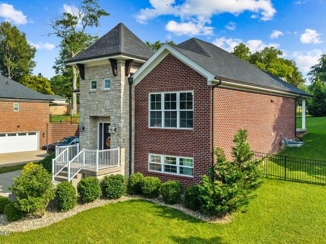 House for sale in Goshen, Kentucky