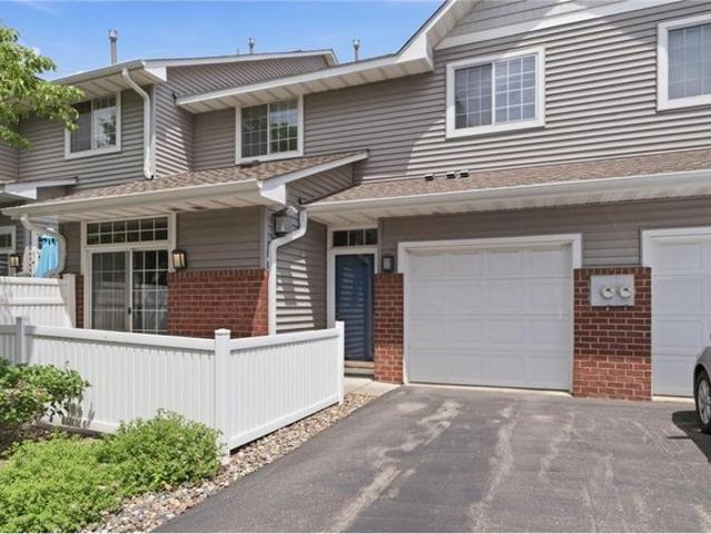 Townhouse for sale in Burnsville, Minnesota