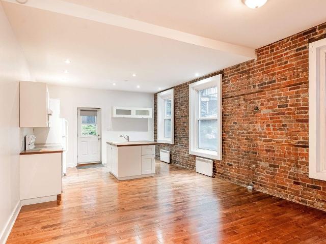 Apartment for rent in St. Leonard's, Quebec