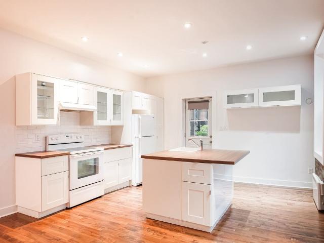 Apartment for rent in St. Leonard's, Quebec