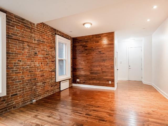 Apartment for rent in St. Leonard's, Quebec