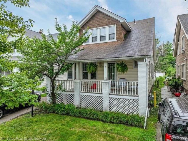 House for sale in Grosse Pointe, Michigan