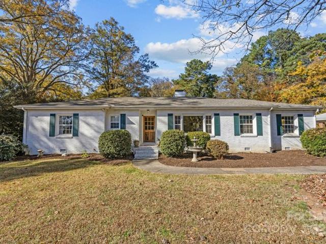 House for sale in Mecklenburg, North Carolina