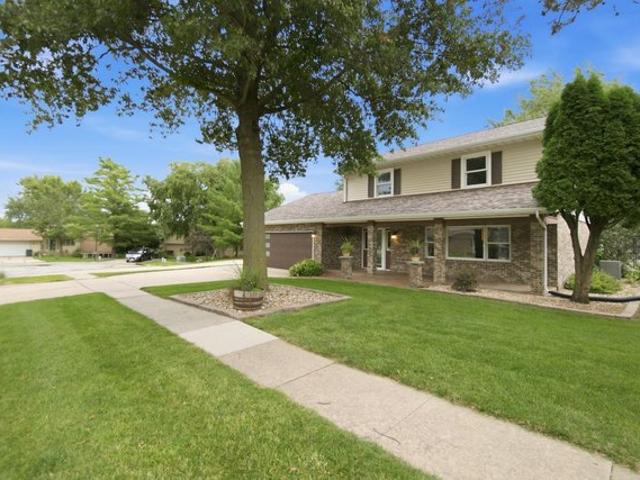 House for sale in Waterloo, Iowa