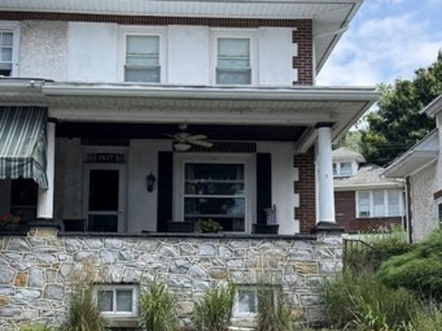 Townhouse for sale in Reading, Pennsylvania